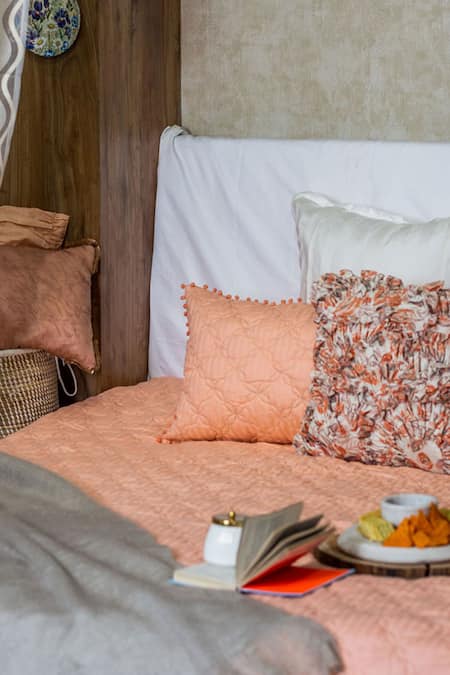 Shop Alcove Peach Cotton Quilted Geometric Pattern Bedspread at Aza Fashions Shop_Alcove_Peach Cotton Quilted Geometric Pattern Bedspread_at_Aza_Fashions