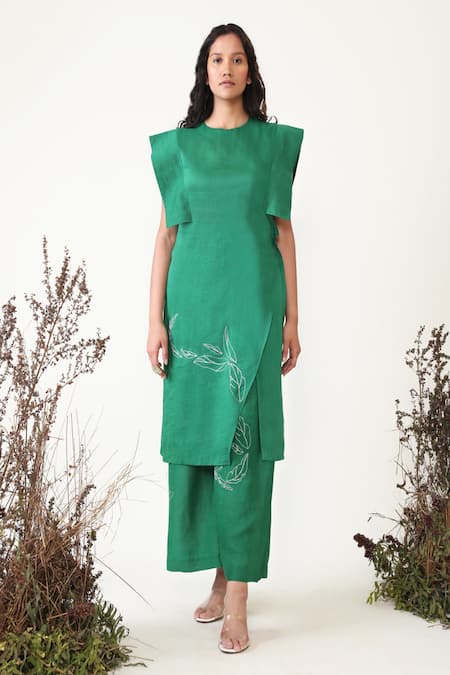 Chambray & CO. Green Linen, Silk Embroidery Round Neck Damia Overlapped Kurta And Pant Set Online at Aza Fashions Chambray & CO._Green Linen, Silk Embroidery Round Neck Damia Overlapped Kurta And Pant Set _Online_at_Aza_Fashions