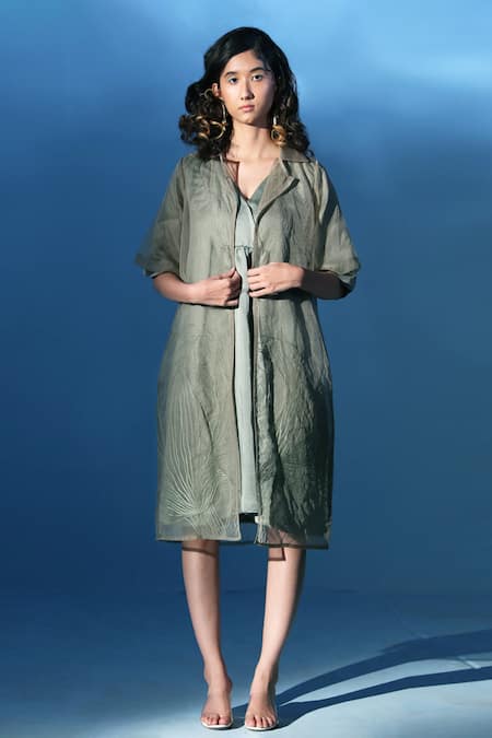 Chambray & Co. Green All Weather Silk Embroidered Resham Mist Boxy-fit With Jacket 