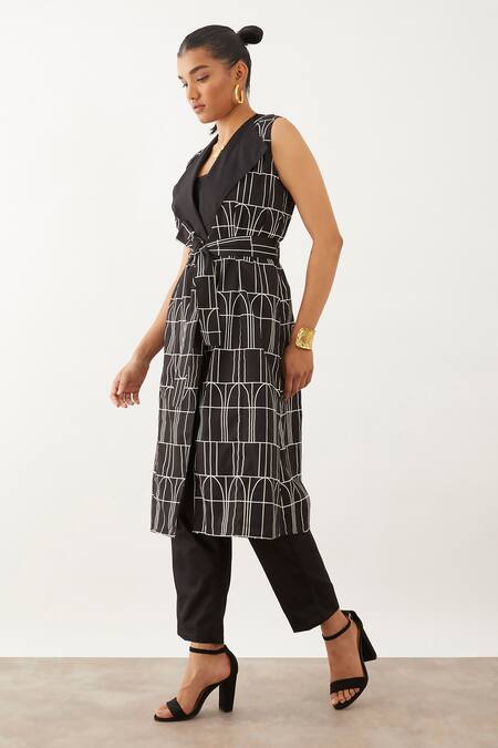 Son Of A Noble Snob_Black Cotton Satin Collared Aiko Arch Print Jacket And Trouser Set _at_Aza_Fashions