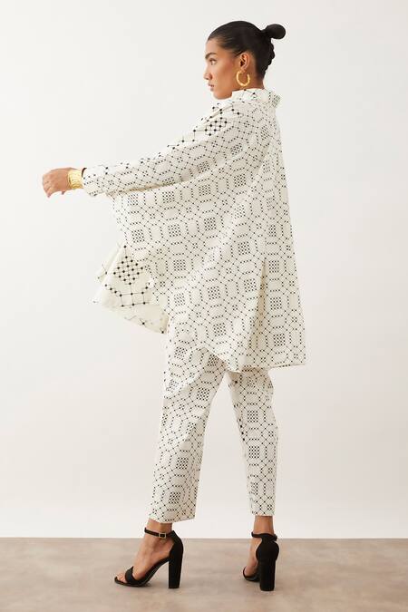 Buy_Son Of A Noble Snob_Off White Cotton Satin High Neck Hanna Balance Print Pant Set _Online_at_Aza_Fashions