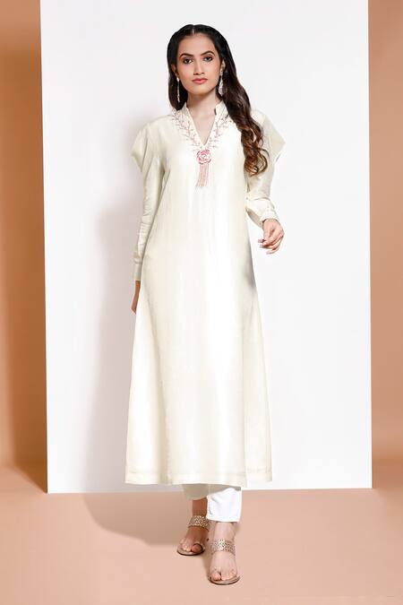 Shop Kressa White Silk, Crepe Tassels, Embroidery Bandeau Neck Puff Sleeve Kurta And Pant Set at Aza Fashions Shop_Kressa_White Silk, Crepe Tassels, Embroidery Bandeau Neck Puff Sleeve Kurta And Pant Set_at_Aza_Fashions