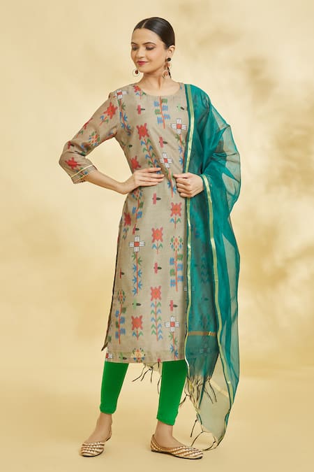 Naintara Bajaj Geometric Flower Print Kurta Set 