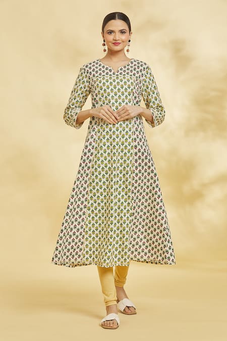 Buy Off White Floral Blossom Print A-line Kurta With Leggings For Women by  Naintara Bajaj Online at Aza Fashions.