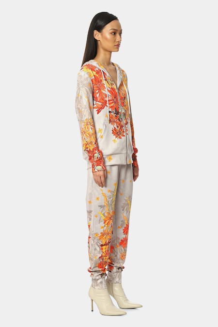 Buy Satya Paul Grey Satin The Scuba Go Athleisure Joggers Online at Aza Fashions Buy_Satya Paul_Grey Satin The Scuba Go Athleisure Joggers _Online_at_Aza_Fashions