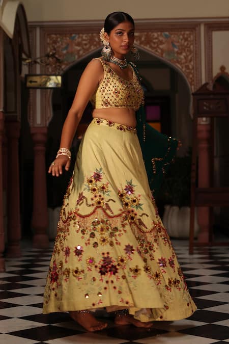 Shop_Xoxo Apurva_Yellow Raw Silk Hand Embroidered Zardosi Round Blouse Lehenga Set _Online_at_Aza_Fashions
