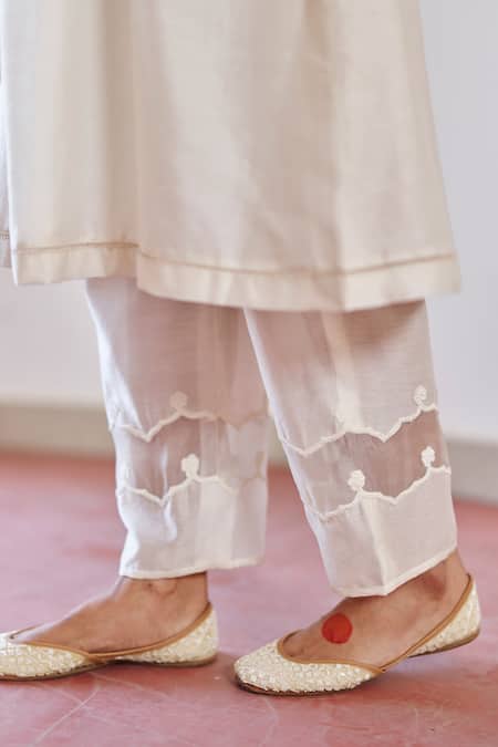 Amisha Kothari Ivory Chanderi , Organza Embroidery, Tassels Round Zoha Anarkali Set at Aza Fashions Amisha Kothari_Ivory Chanderi , Organza Embroidery, Tassels Round Zoha Anarkali Set _at_Aza_Fashions