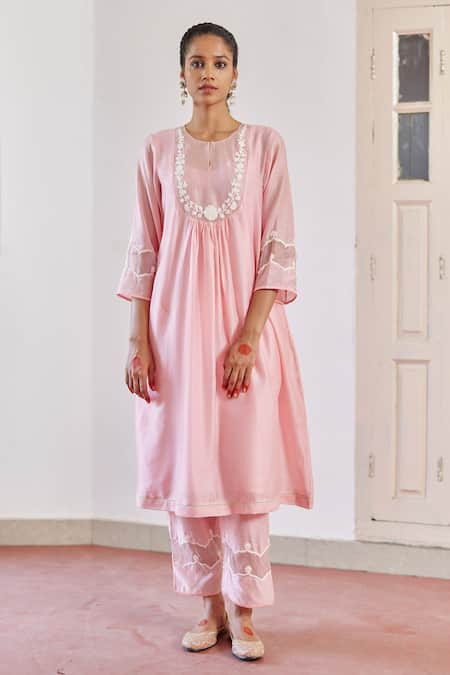Shop Amisha Kothari Pink Chanderi , Organza Embroidery, Tassels Zoha Floral Anarkali Set Online at Aza Fashions Shop_Amisha Kothari_Pink Chanderi , Organza Embroidery, Tassels Zoha Floral Anarkali Set _Online_at_Aza_Fashions
