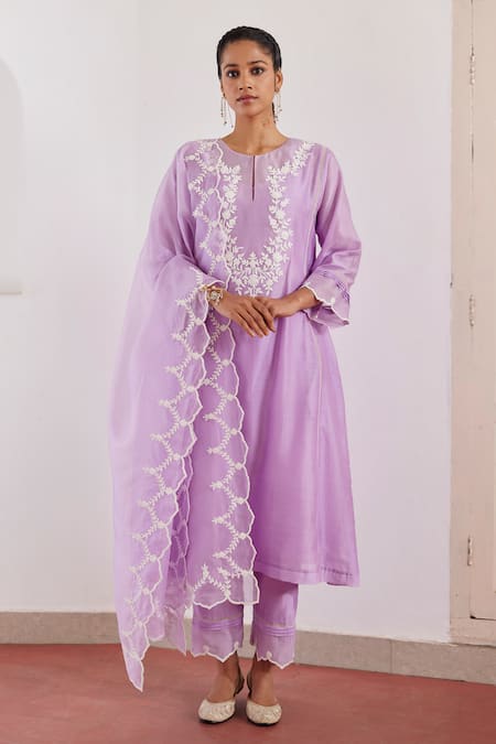 Amisha Kothari Ziya Floral Embroidered Kurta Set 