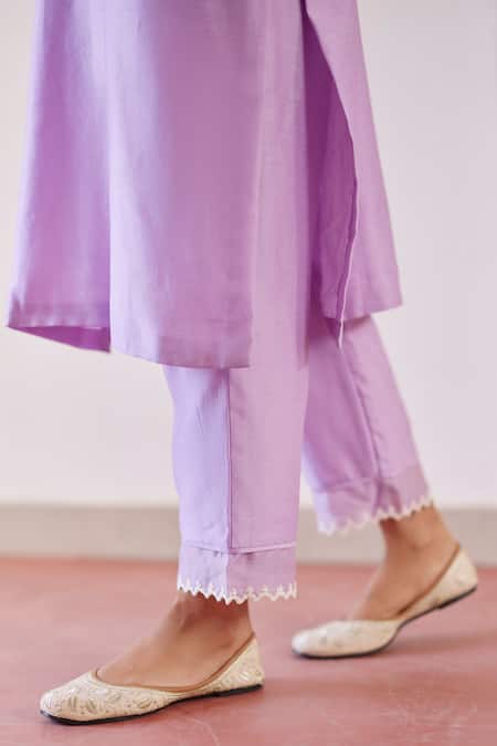 Buy Amisha Kothari Purple Chanderi , Organza Cut Work, Safina Straight Kurta Set Buy_Amisha Kothari_Purple Chanderi , Organza Cut Work, Safina Straight Kurta Set