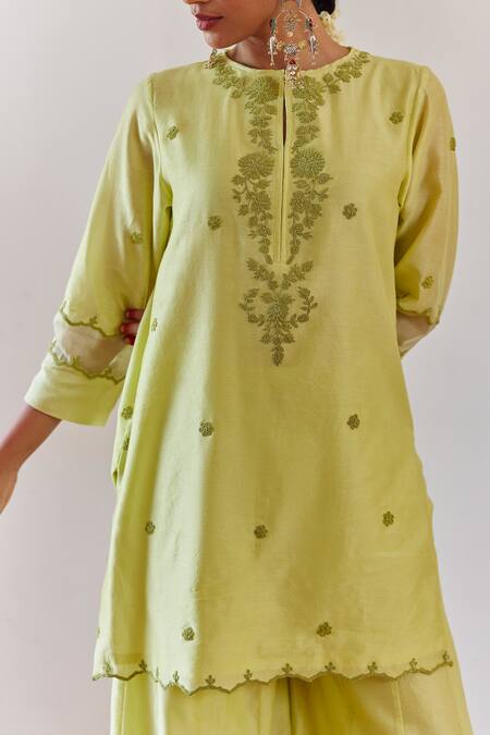 Amisha Kothari Green Chanderi , Organza Embroidery, Cut Work Zynah Kurta Sharara Set at Aza Fashions Amisha Kothari_Green Chanderi , Organza Embroidery, Cut Work Zynah Kurta Sharara Set _at_Aza_Fashions