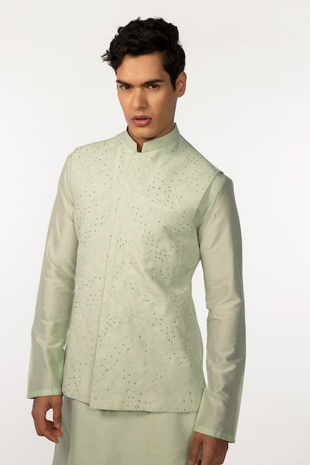 Kaka Calcutta Green Beads, Embroidery Thread Beaded Bundi Online at Aza Fashions Kaka Calcutta_Green Beads, Embroidery Thread Beaded Bundi _Online_at_Aza_Fashions