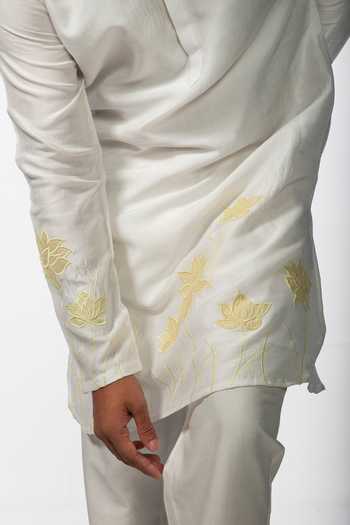 Buy_Kaka Calcutta_Ivory Bamboo, Cotton, Silk Embroidery Applique Kurta Set _Online_at_Aza_Fashions