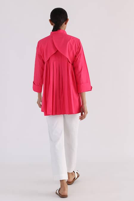 Shop Studio Moda India Pink Cotton Collared Back Pleated Shirt at Aza Fashions Shop_Studio Moda India_Pink Cotton Collared Back Pleated Shirt _at_Aza_Fashions
