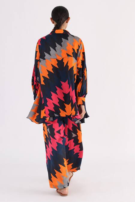 Shop Studio Moda India Black The Faire Flared Printed Shirt at Aza Fashions Shop_Studio Moda India_Black The Faire Flared Printed Shirt_at_Aza_Fashions