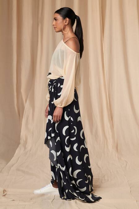 Masaba_Ivory Organza Print Mooncrest Asymmetric Neck Poncho And Drape Skirt Set _Online_at_Aza_Fashions