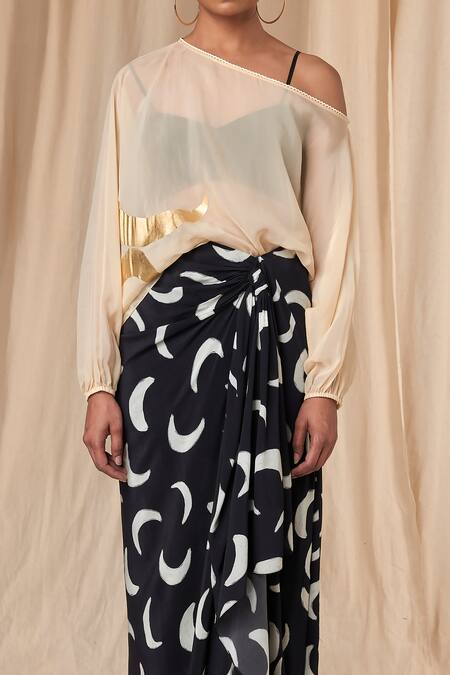 Shop_Masaba_Ivory Organza Print Mooncrest Contrast Poncho Drape Skirt Set _Online_at_Aza_Fashions