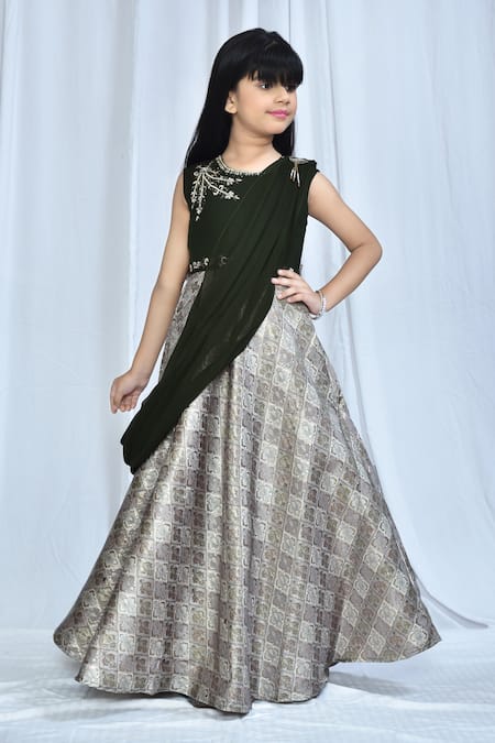 Samyukta Singhania Green Jaquard Embroidered Crystal Floral Woven Draped Gown 