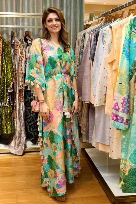 Buy_PS Pret By Payal Singhal_Peach Silkmul Kuno Print V Neck Kaftan _Online_at_Aza_Fashions