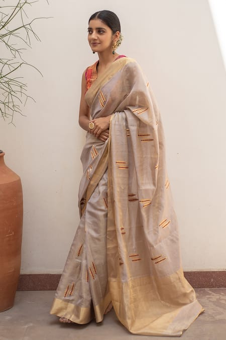 Priyanka Raajiv_Silver Silk, Chanderi Embroidery Kuu Saree With Running Blouse _at_Aza_Fashions