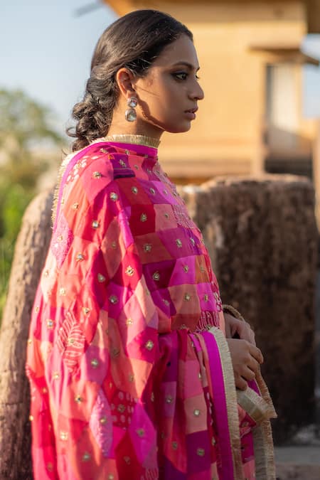 Priyanka Raajiv Zera Patch Work Dupatta 