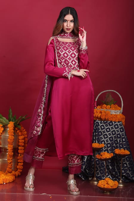 Monk & Mei By Sonia Anand Purple Silk, Brocade Embroidery, Tassels Isha Floral Pattern Straight Kurta Set 