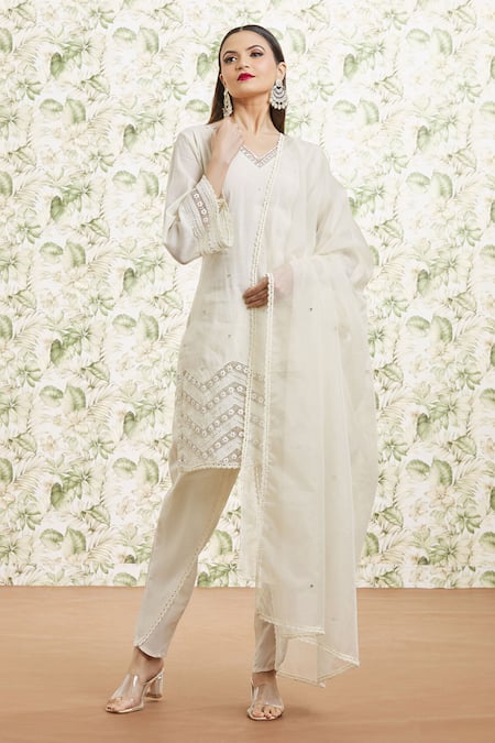 Kaia White Cotton Embroidered Thread V Neck Kurta Dhoti Pant Set 