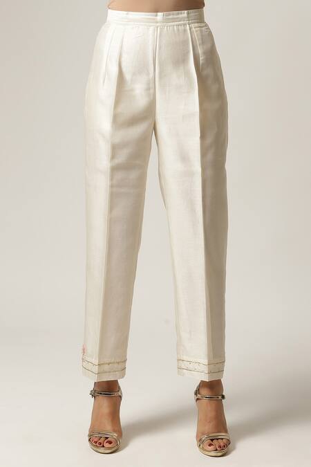 Buy_Anantaa By Roohi_Off White Silk, Chanderi Embroidery Round Neck Resham Motif Jacket Pant Set 