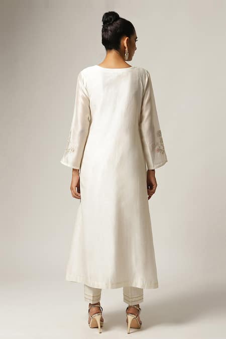 Anantaa By Roohi Placement Floral Embroidered Angrakha Kurta With Pant 