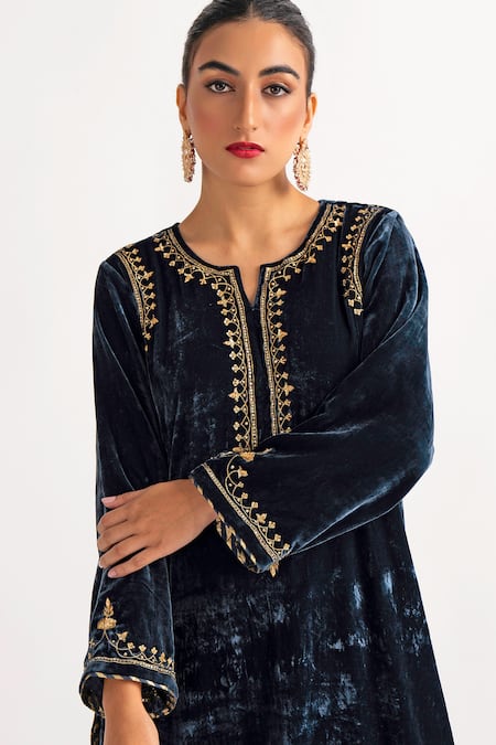 Shop_Anantaa By Roohi_Blue Velvet Sequins, Zari, Embroidery Round Neck Placement Hand Kurta With Pant _Online_at_Aza_Fashions