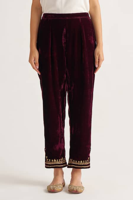 Anantaa By Roohi_Wine Velvet Sequins, Embroidery Round Neck Contrast Kurta With Pant _at_Aza_Fashions