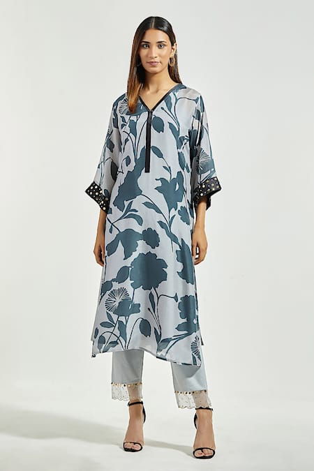 Anantaa by Roohi Grey Bemberg Modal Print Blooming Flower V Neck A-line Floral Kurta With Pant 