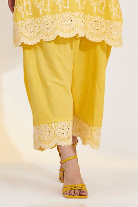 Glittire By Sakshi Verma_Yellow Cotton, Linen Embroidery V-neck Kurta And Palazzo Set_Online_at_Aza_Fashions
