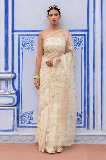 Geroo Jaipur Off White Pure Kota Silk Embroidered Work Saree With Unstitched Blouse Fabric