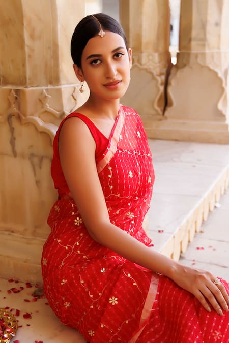 Buy Geroo Jaipur Red Kota Doria Embroidery Jaal Work Saree With Unstitched Blouse Fabric Buy_Geroo Jaipur_Red Kota Doria Embroidery Jaal Work Saree With Unstitched Blouse Fabric