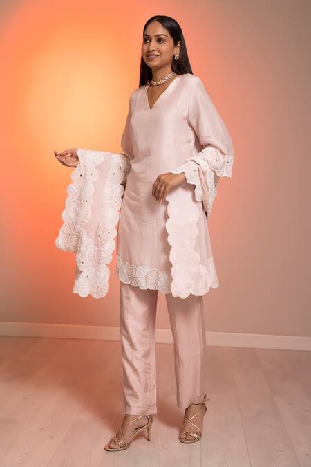 Harshita Jain Pink Cotton Silk Applique Embroidered Sequins V Neck Hem Kurta Pant Set Online at Aza Fashions Harshita Jain_Pink Cotton Silk Applique Embroidered Sequins V Neck Hem Kurta Pant Set _Online_at_Aza_Fashions