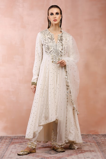 Payal Singhal Off White Silkmul Embroidery Bagh Anarkali Set 