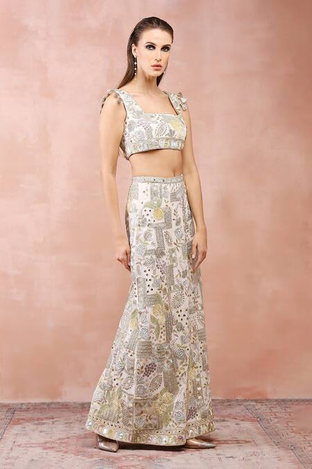 Buy_Payal Singhal_Off White Georgette Embroidery Zari Square Neck Applique Choli And Skirt Set _Online_at_Aza_Fashions