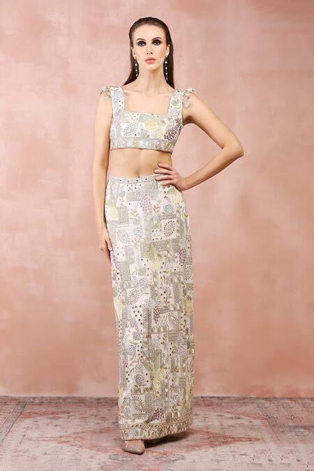 Shop_Payal Singhal_Off White Georgette Embroidery Zari Square Neck Applique Choli And Skirt Set _Online_at_Aza_Fashions