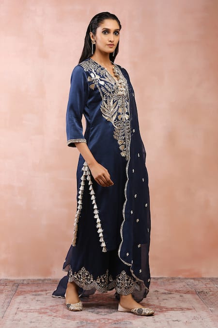 Buy_Payal Singhal_Blue Satin, Organza Embroidery, Zari, Gota Patti Split V-neck Bagh Kurta Set _Online_at_Aza_Fashions