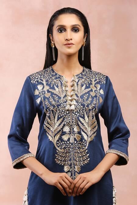 Payal Singhal_Blue Satin, Organza Embroidery, Zari, Gota Patti Split V-neck Bagh Kurta Set _at_Aza_Fashions
