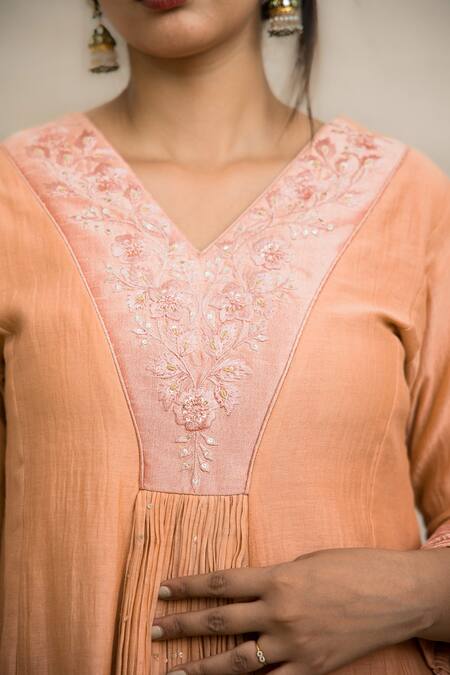 Shop Mithi Supari Peach Chanderi, Organza, Cotton Embroidery, Sequins Parijat Anarkali Pant Set Online at Aza Fashions Shop_Mithi Supari_Peach Chanderi, Organza, Cotton Embroidery, Sequins Parijat Anarkali Pant Set _Online_at_Aza_Fashions