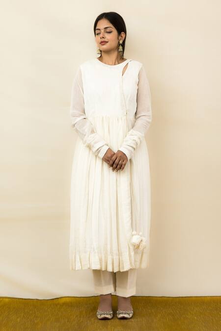 Shop Mithi Supari Ivory Chanderi, Cotton Embroidery Gulmohar Solid Angrakha Anarkali Pant Set Online at Aza Fashions Shop_Mithi Supari_Ivory Chanderi, Cotton Embroidery Gulmohar Solid Angrakha Anarkali Pant Set _Online_at_Aza_Fashions