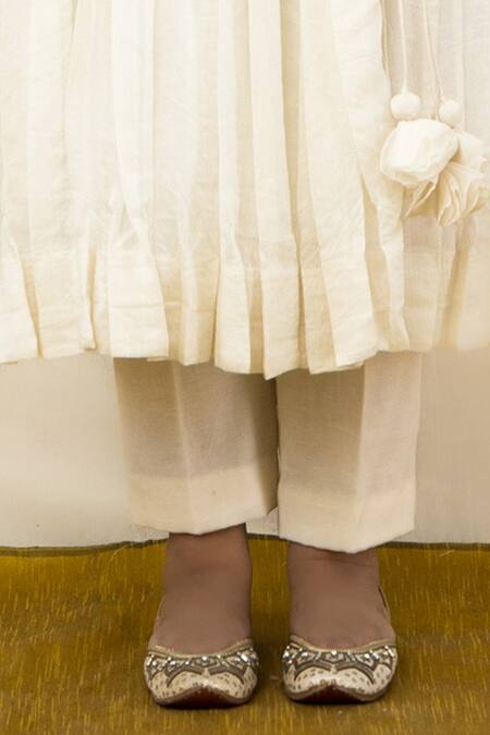 Buy Mithi Supari Ivory Chanderi, Cotton Embroidery Gulmohar Solid Angrakha Anarkali Pant Set Buy_Mithi Supari_Ivory Chanderi, Cotton Embroidery Gulmohar Solid Angrakha Anarkali Pant Set