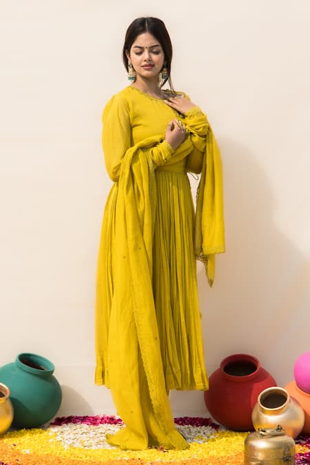Buy_Mithi Supari_Yellow Chanderi Embroidery Round Neck Gulmohar Angrakha Anarkali Pant Set _Online_at_Aza_Fashions