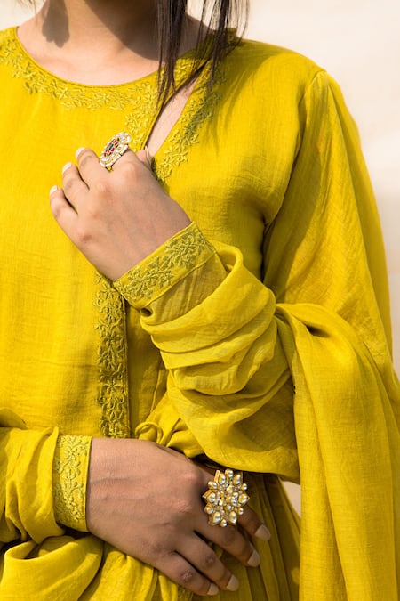 Mithi Supari_Yellow Chanderi Embroidery Round Neck Gulmohar Angrakha Anarkali Pant Set _at_Aza_Fashions