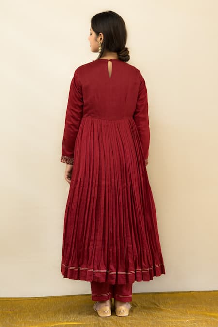 Mithi Supari Gul Bahaar Neck Embroidered Anarkali Set 