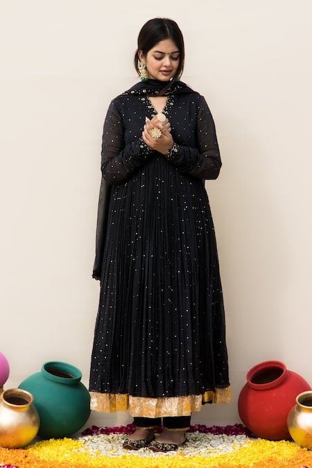 Mithi Supari_Black Chanderi Embroidery, Zari V-neck Nargis Hand Anarkali Set _Online_at_Aza_Fashions