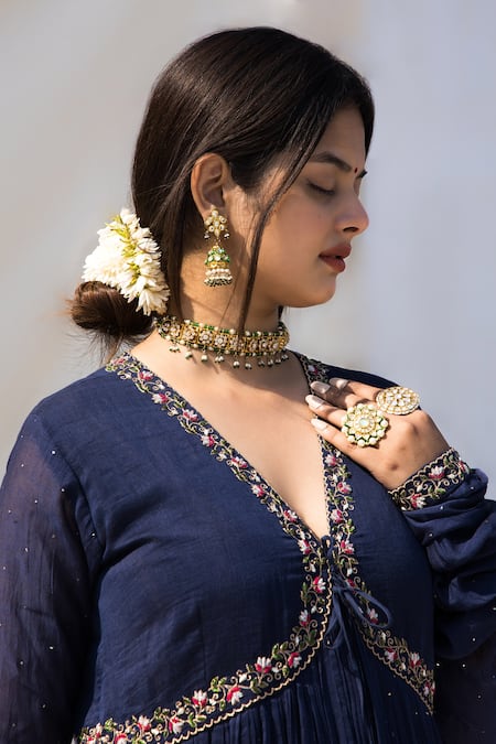 Mithi Supari Blue Muslin, Chanderi Embroidery V-neck Kumudini Kurta at Aza Fashions Mithi Supari_Blue Muslin, Chanderi Embroidery V-neck Kumudini Kurta _at_Aza_Fashions