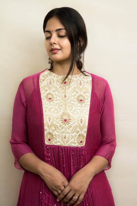 Shop Mithi Supari Pink Chanderi Embroidery Round Neck Kumud Yoke Tunic Pant Set Online at Aza Fashions Shop_Mithi Supari_Pink Chanderi Embroidery Round Neck Kumud Yoke Tunic Pant Set _Online_at_Aza_Fashions